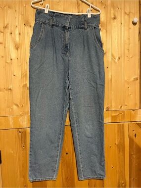 H&M High-Rise Denim Mom Jeans in Medium Blue